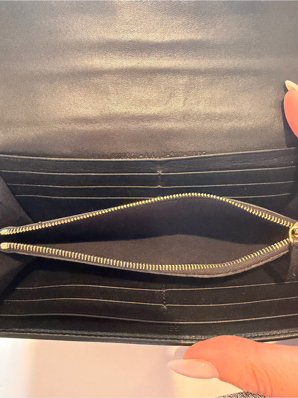 Fendi Baguette Continental Wallet - Picture 9 of 12